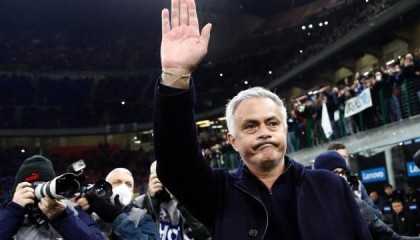 开云官网-穆帅：感谢国米美妙礼物 高水平裁判才能吹成这样