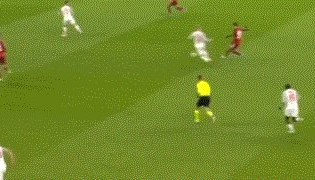 开云-【欧冠】莱万11分钟戴帽 穆勒双响 拜仁7比1胜进8强